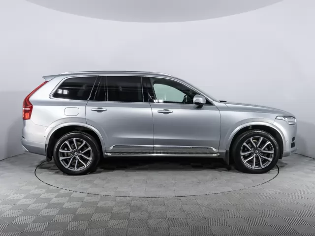 Volvo XC90 2020