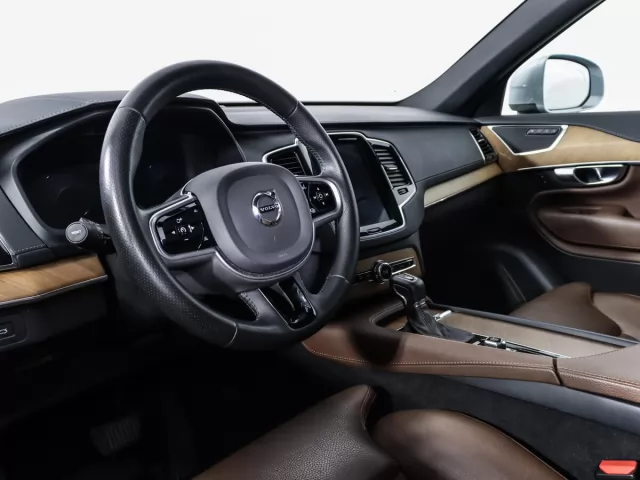 Volvo XC90 2020