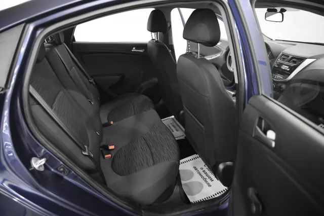 Hyundai Solaris 2015
