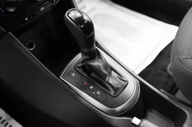 Hyundai Solaris 2015