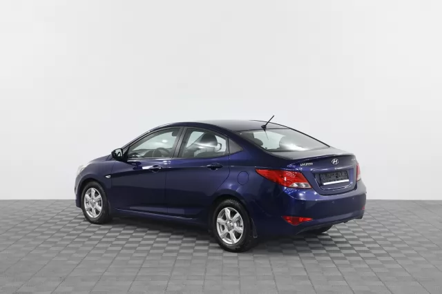 Hyundai Solaris 2015