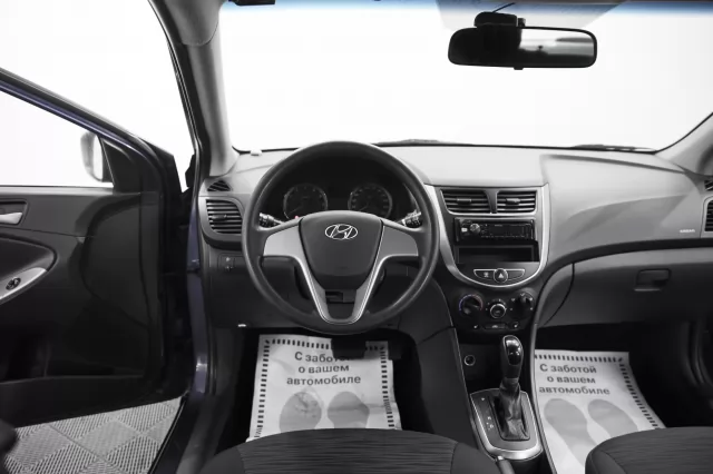 Hyundai Solaris 2015