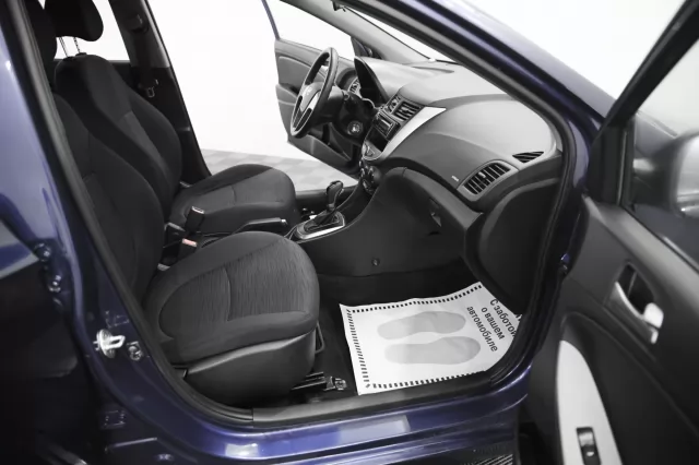 Hyundai Solaris 2015