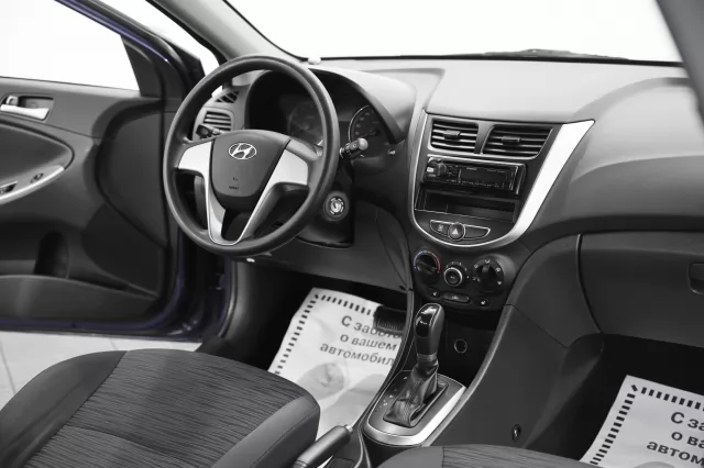 Hyundai Solaris 2015