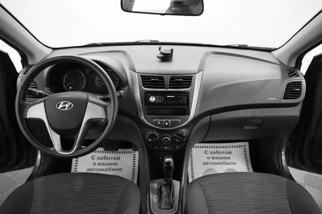 Hyundai Solaris 2016