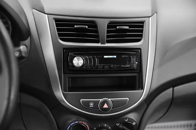 Hyundai Solaris 2016