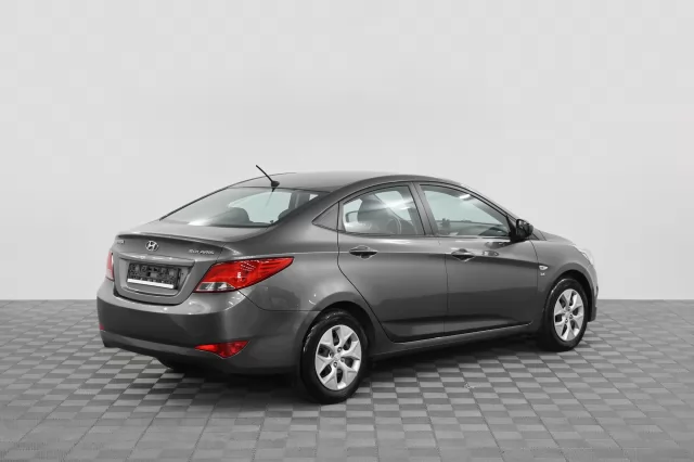 Hyundai Solaris 2016
