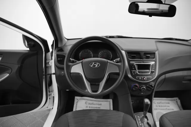 Hyundai Solaris 2016
