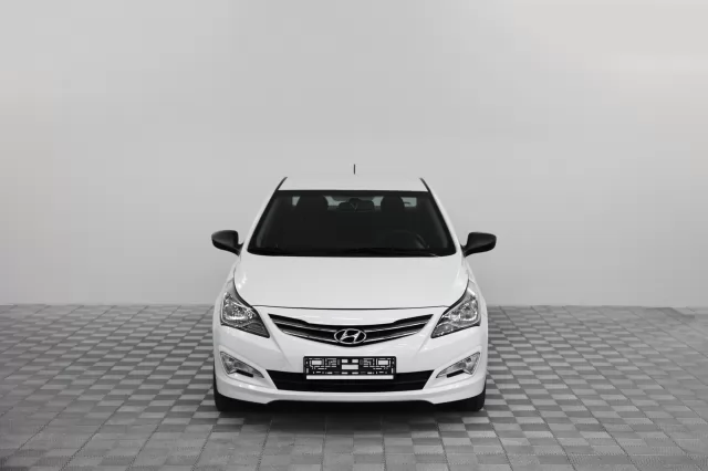 Hyundai Solaris 2016