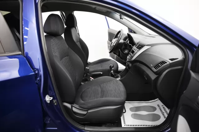 Hyundai Solaris 2016
