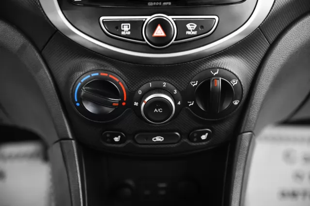 Hyundai Solaris 2016