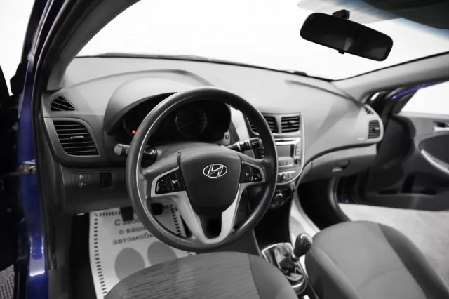 Hyundai Solaris 2016