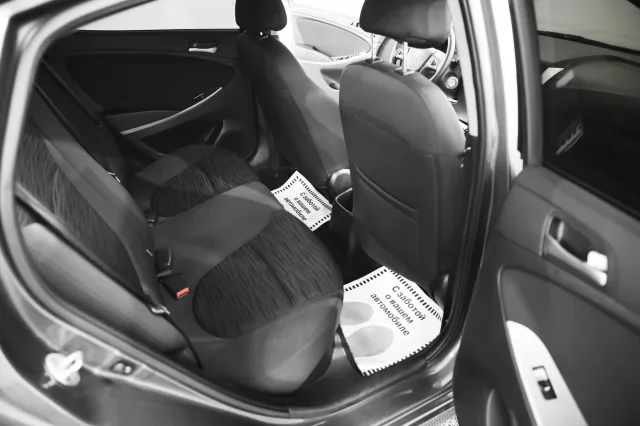 Hyundai Solaris 2016