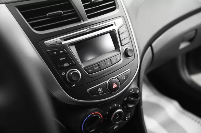 Hyundai Solaris 2016