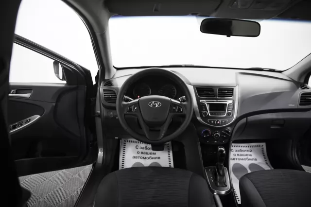 Hyundai Solaris 2016
