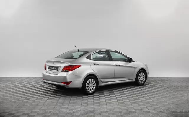 Hyundai Solaris 2016