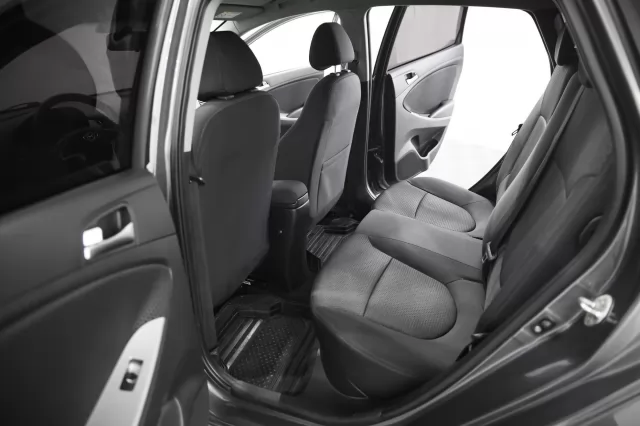 Hyundai Solaris 2016