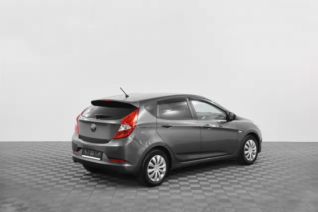 Hyundai Solaris 2016