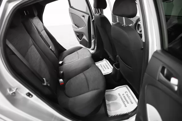 Hyundai Solaris 2016