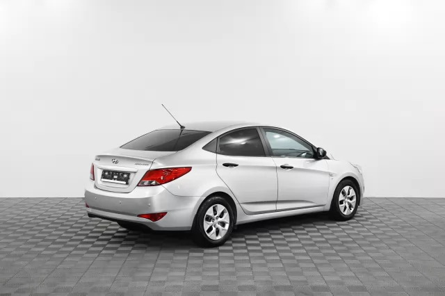 Hyundai Solaris 2016