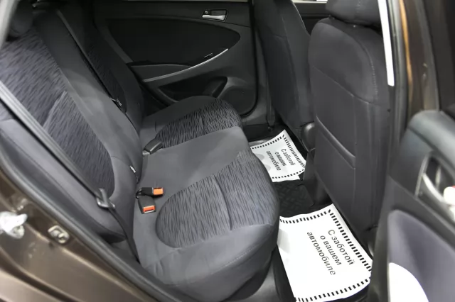 Hyundai Solaris 2016