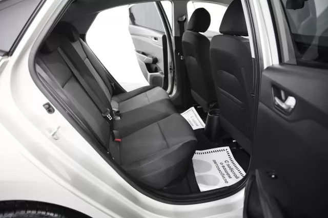 Hyundai Solaris 2022