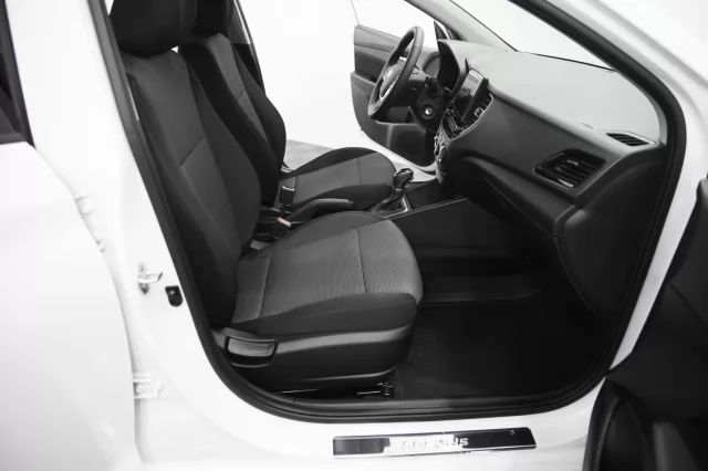 Hyundai Solaris 2022