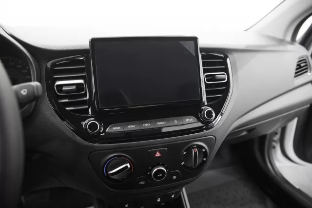 Hyundai Solaris 2022