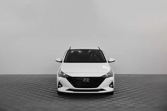 Hyundai Solaris 2022