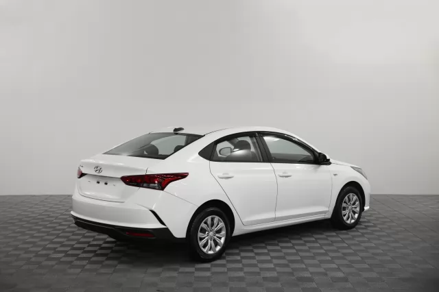 Hyundai Solaris 2022