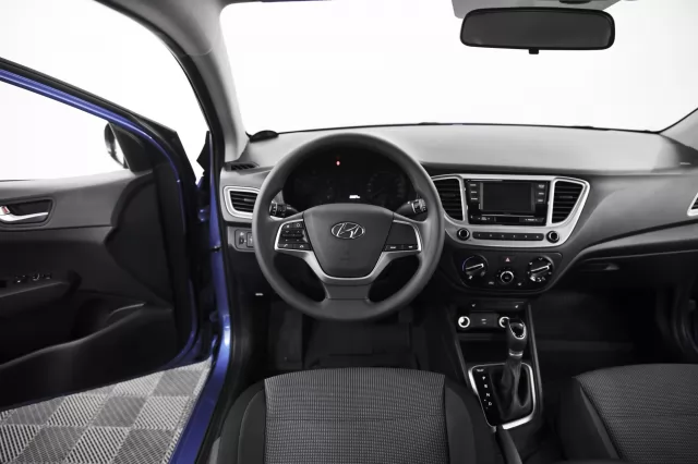 Hyundai Solaris 2022