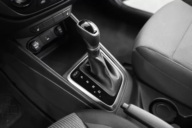 Hyundai Solaris 2022