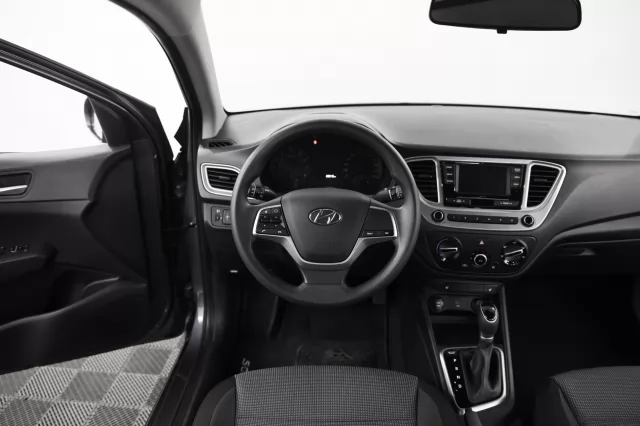 Hyundai Solaris 2022