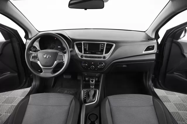 Hyundai Solaris 2022