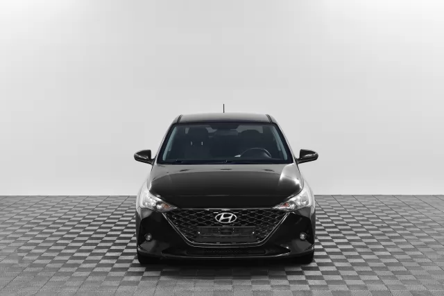 Hyundai Solaris 2022