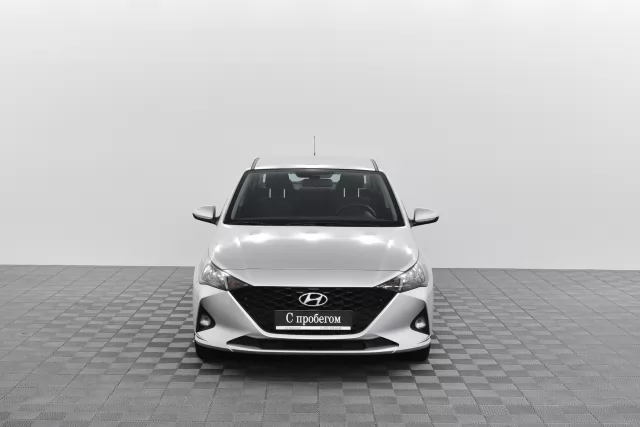 Hyundai Solaris 2022