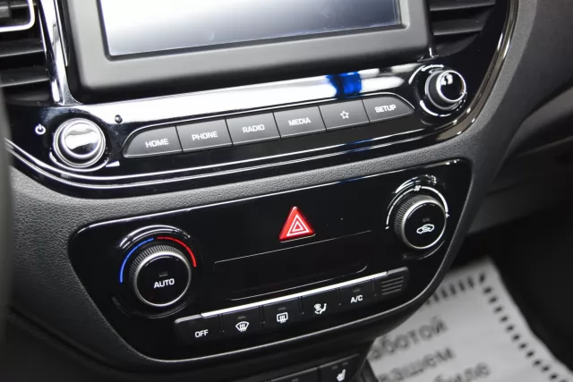 Hyundai Solaris 2022