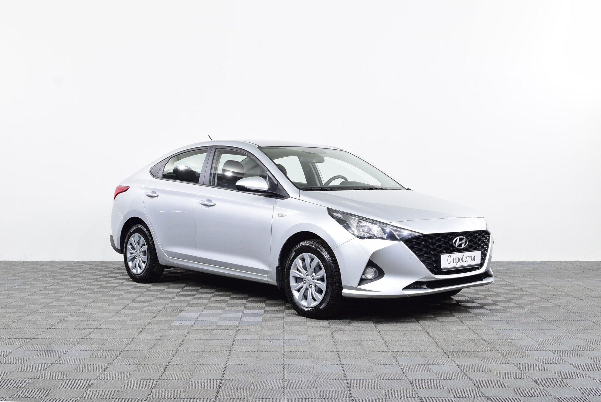 Hyundai Solaris 2022