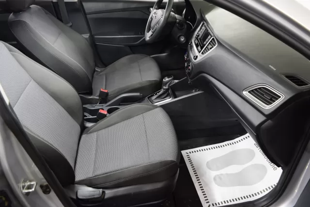 Hyundai Solaris 2022