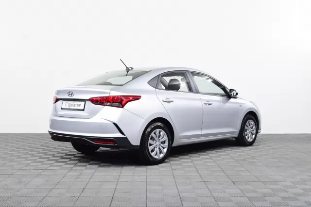 Hyundai Solaris 2022