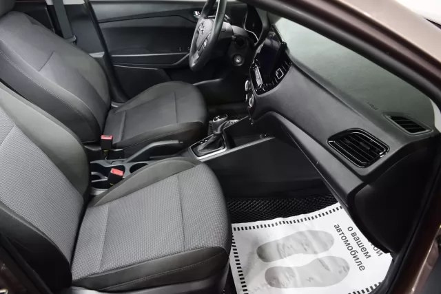 Hyundai Solaris 2022