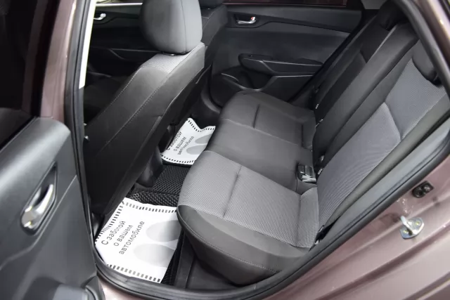 Hyundai Solaris 2022