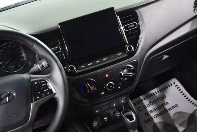 Hyundai Solaris 2022