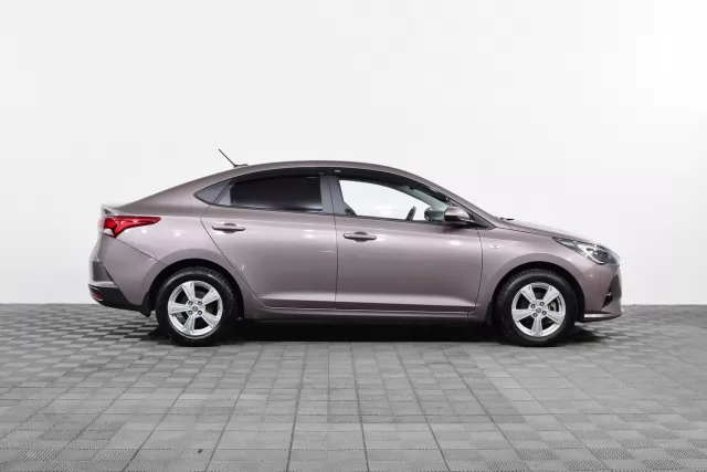 Hyundai Solaris 2022