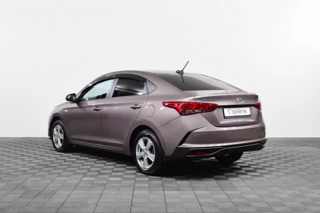 Hyundai Solaris 2022