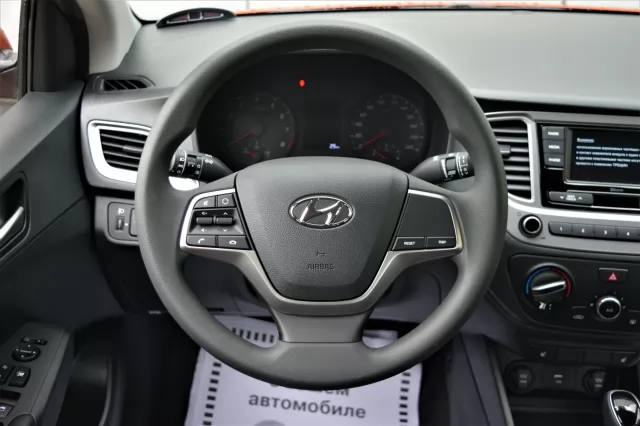 Hyundai Solaris 2022