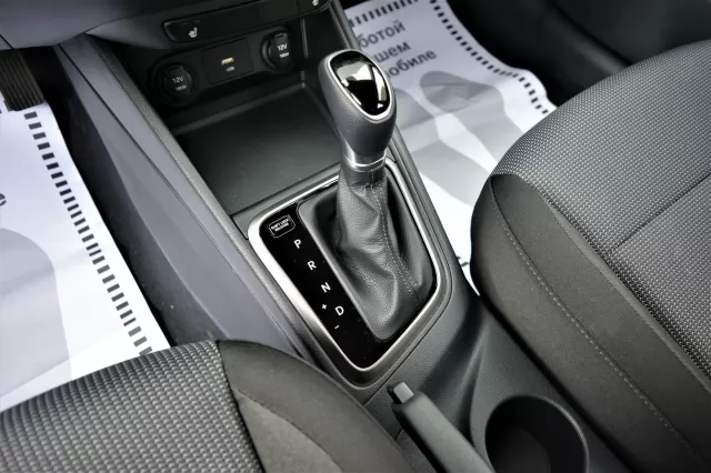 Hyundai Solaris 2022