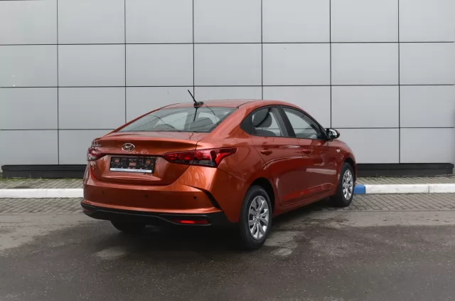 Hyundai Solaris 2022