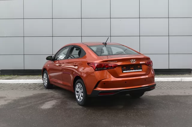 Hyundai Solaris 2022