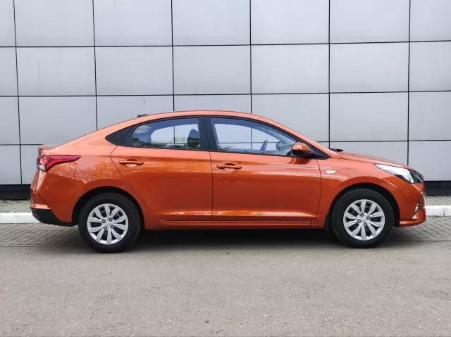 Hyundai Solaris 2022